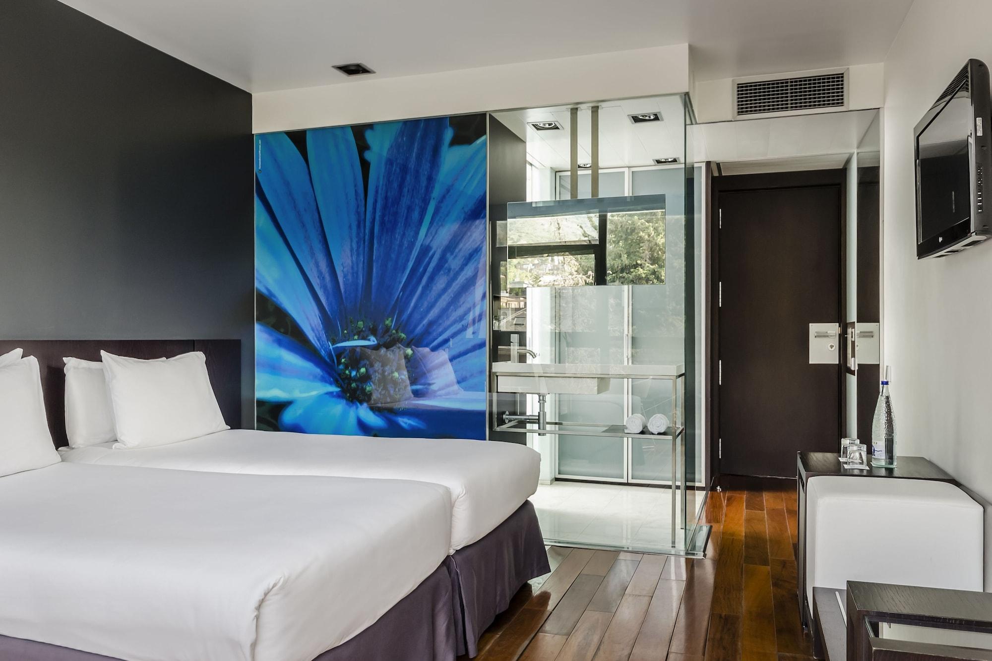 Ikonik Angli Hotel Барселона Екстериор снимка