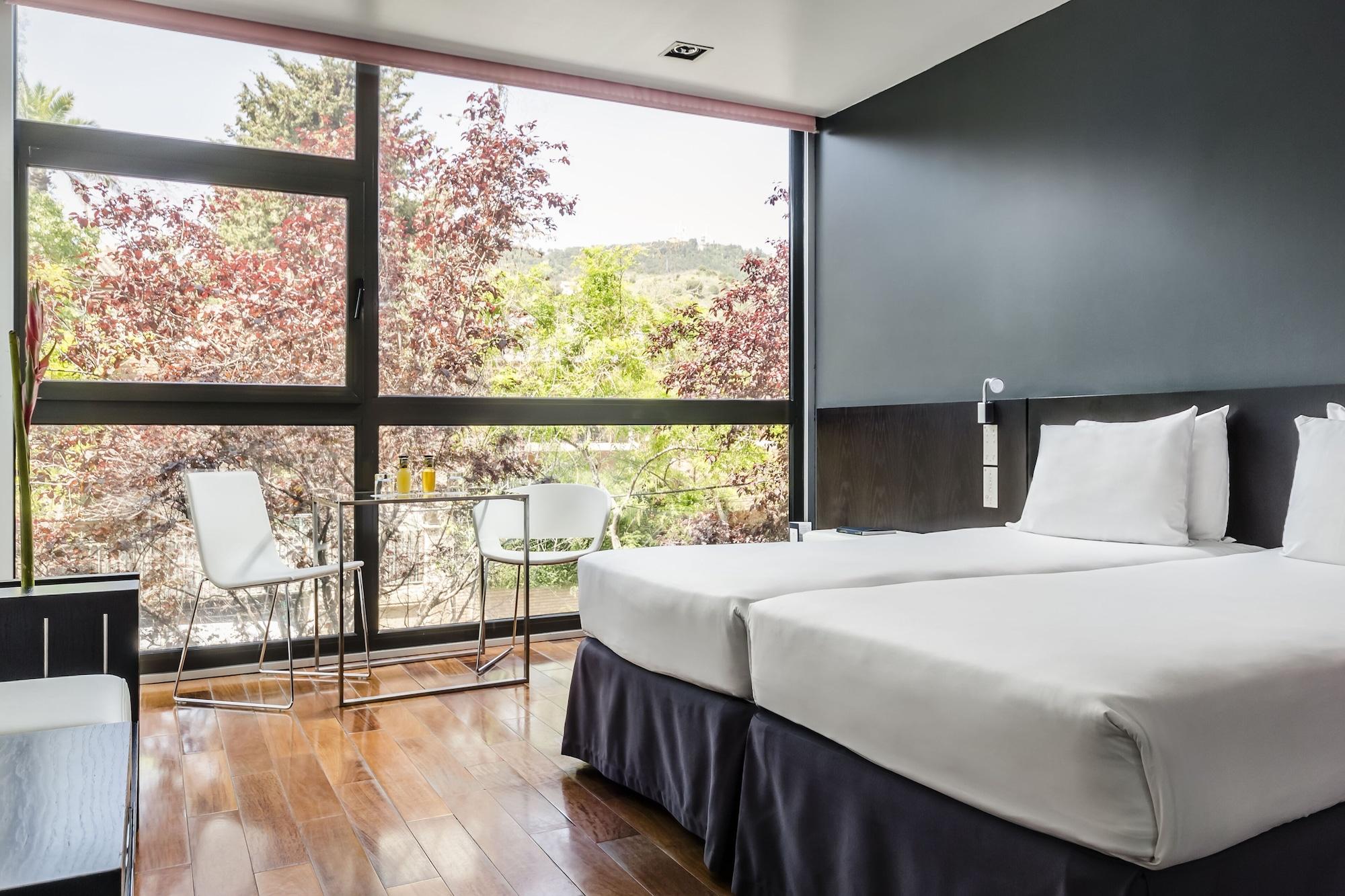 Ikonik Angli Hotel Барселона Екстериор снимка