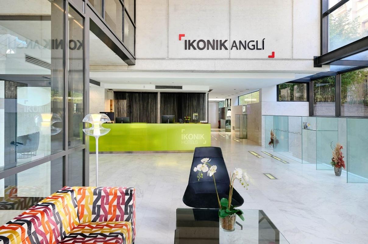 Ikonik Angli Hotel Барселона Екстериор снимка