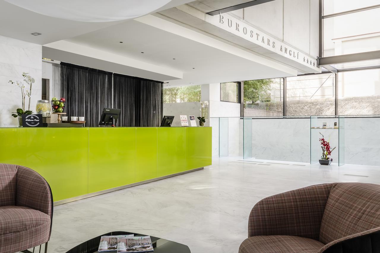 Ikonik Angli Hotel Барселона Екстериор снимка